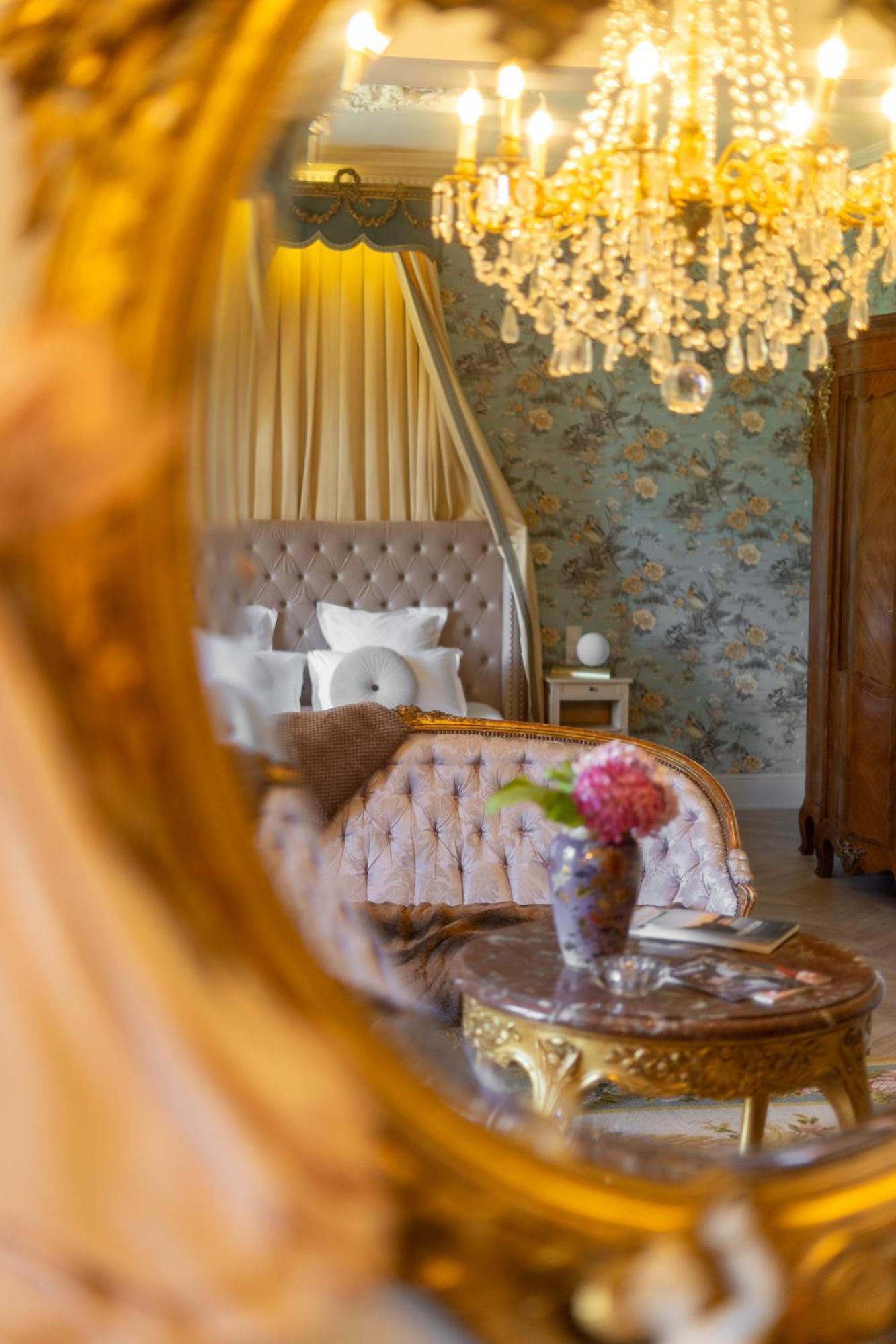 Castel Bois Marie, Maison D'Hotes Montauban Ngoại thất bức ảnh A room at the hotel
