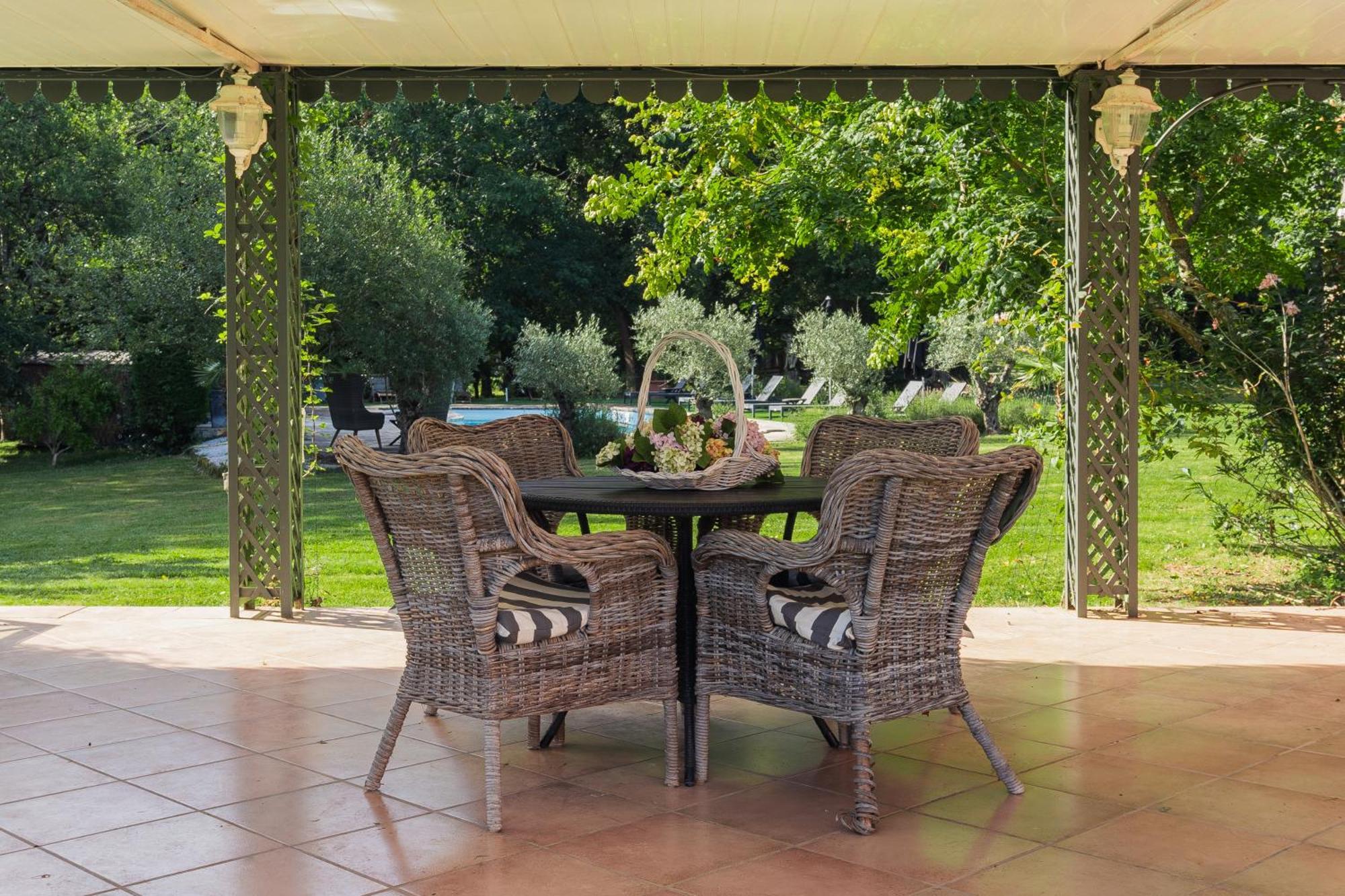 Castel Bois Marie, Maison D'Hotes Montauban Ngoại thất bức ảnh Garden furniture